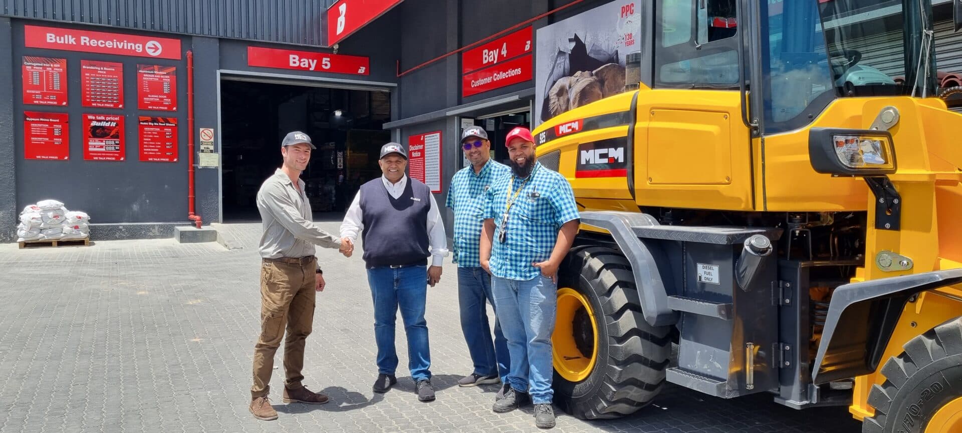 MCM 925 Front End Loader