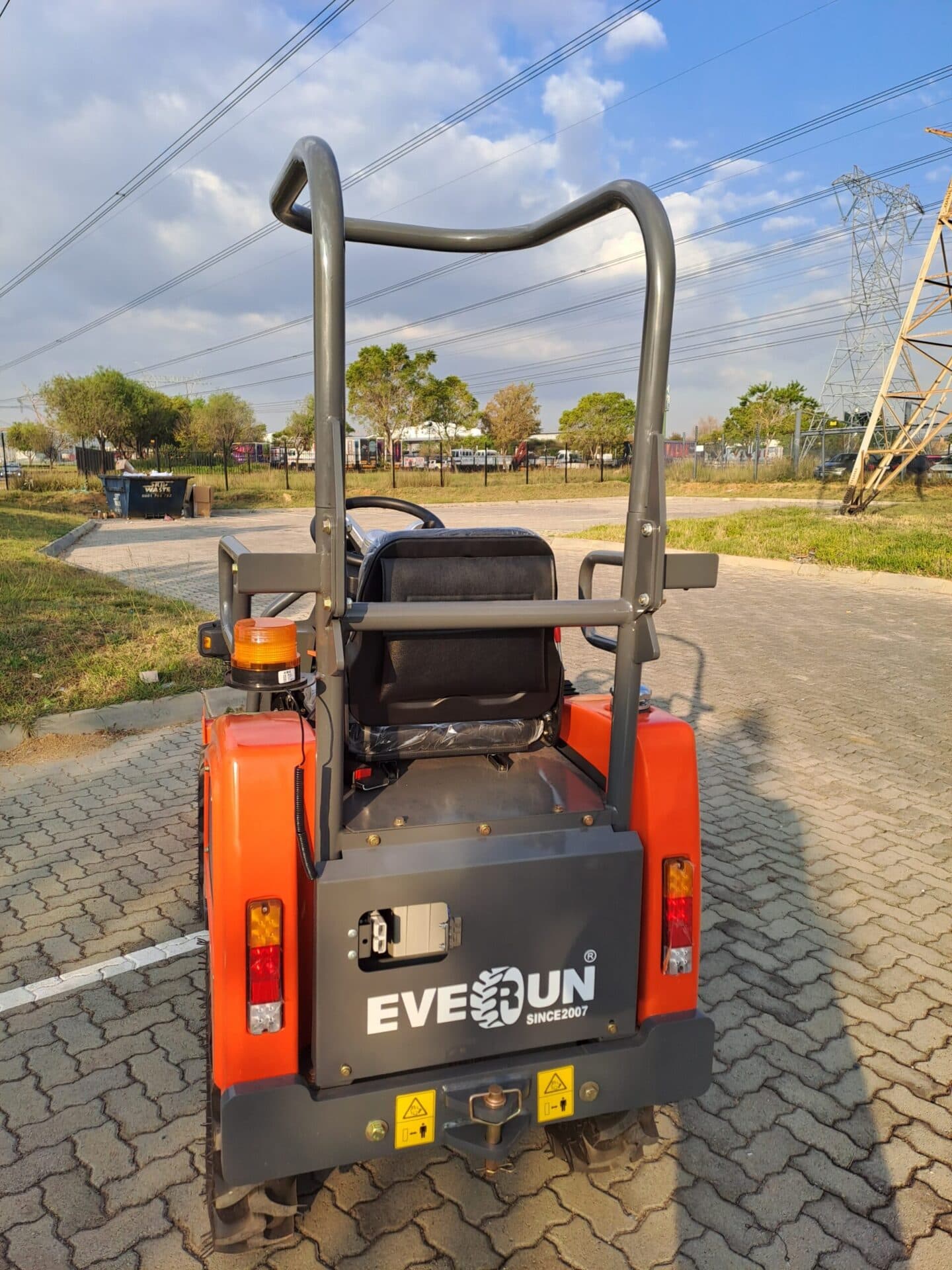 Everun EREL05 Electric Loader