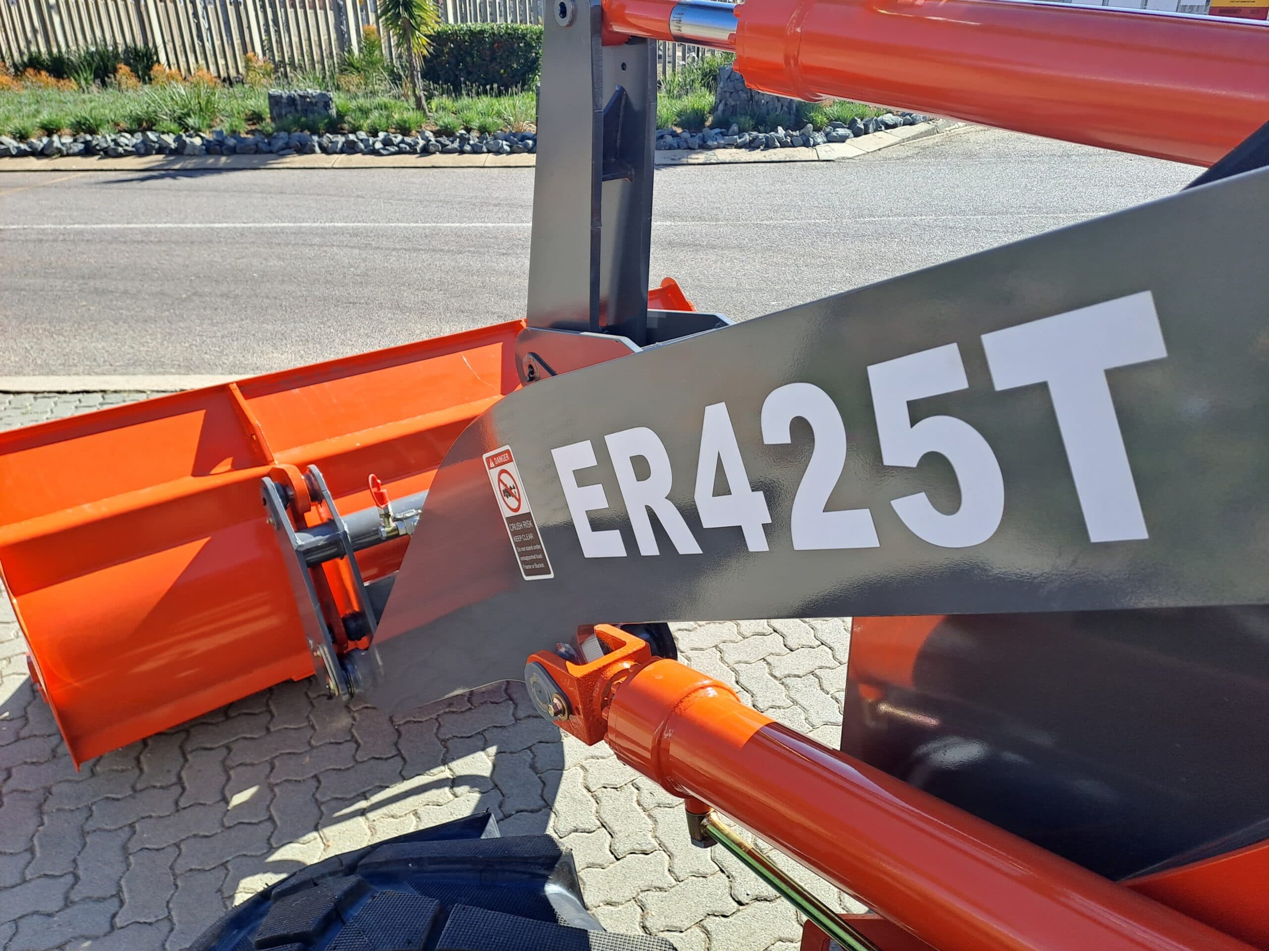 Everun ER425T Front End Loader