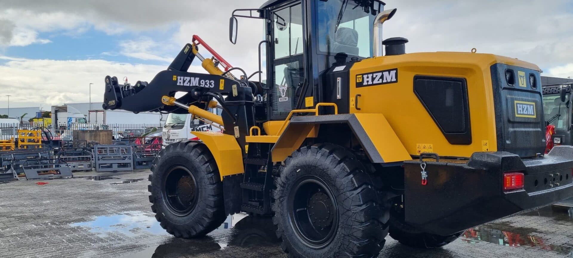 HZM 933 Front End Loader