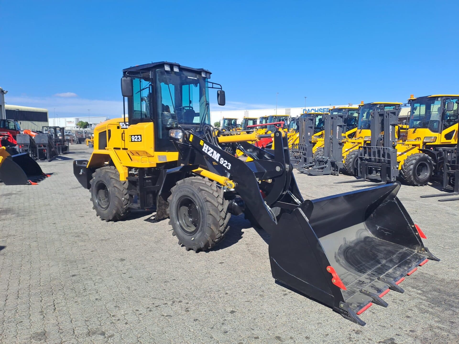 HZM 923 Front End Loader