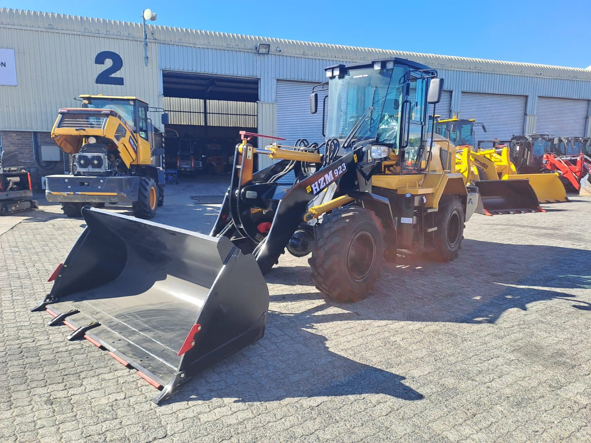 HZM 923 Front End Loader