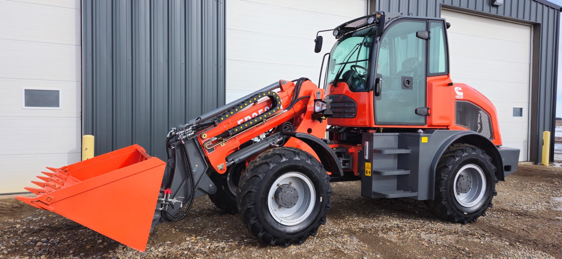 Everun ER2500T Telescopic Loader
