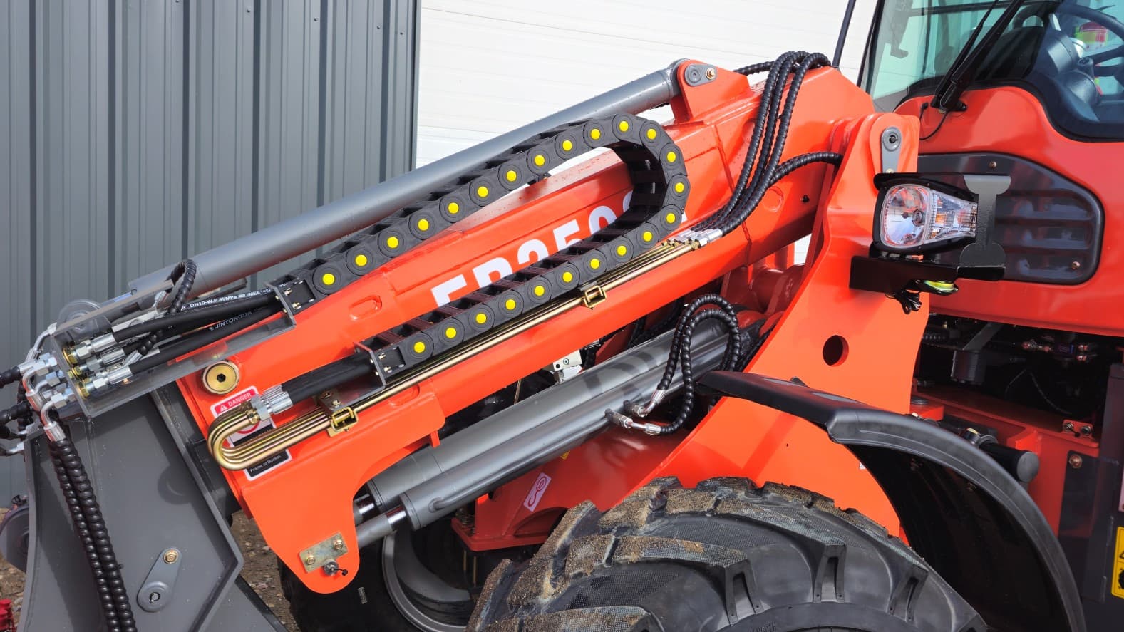 Everun ER2500T Telescopic Loader