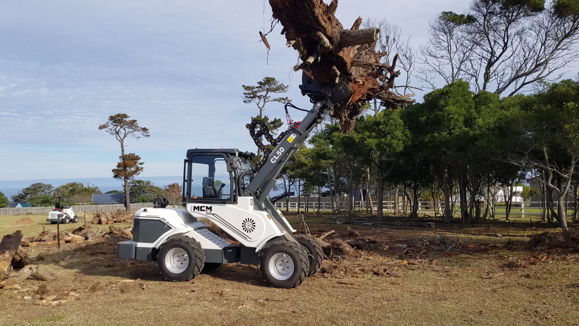 MCM CL50 Compact Loader