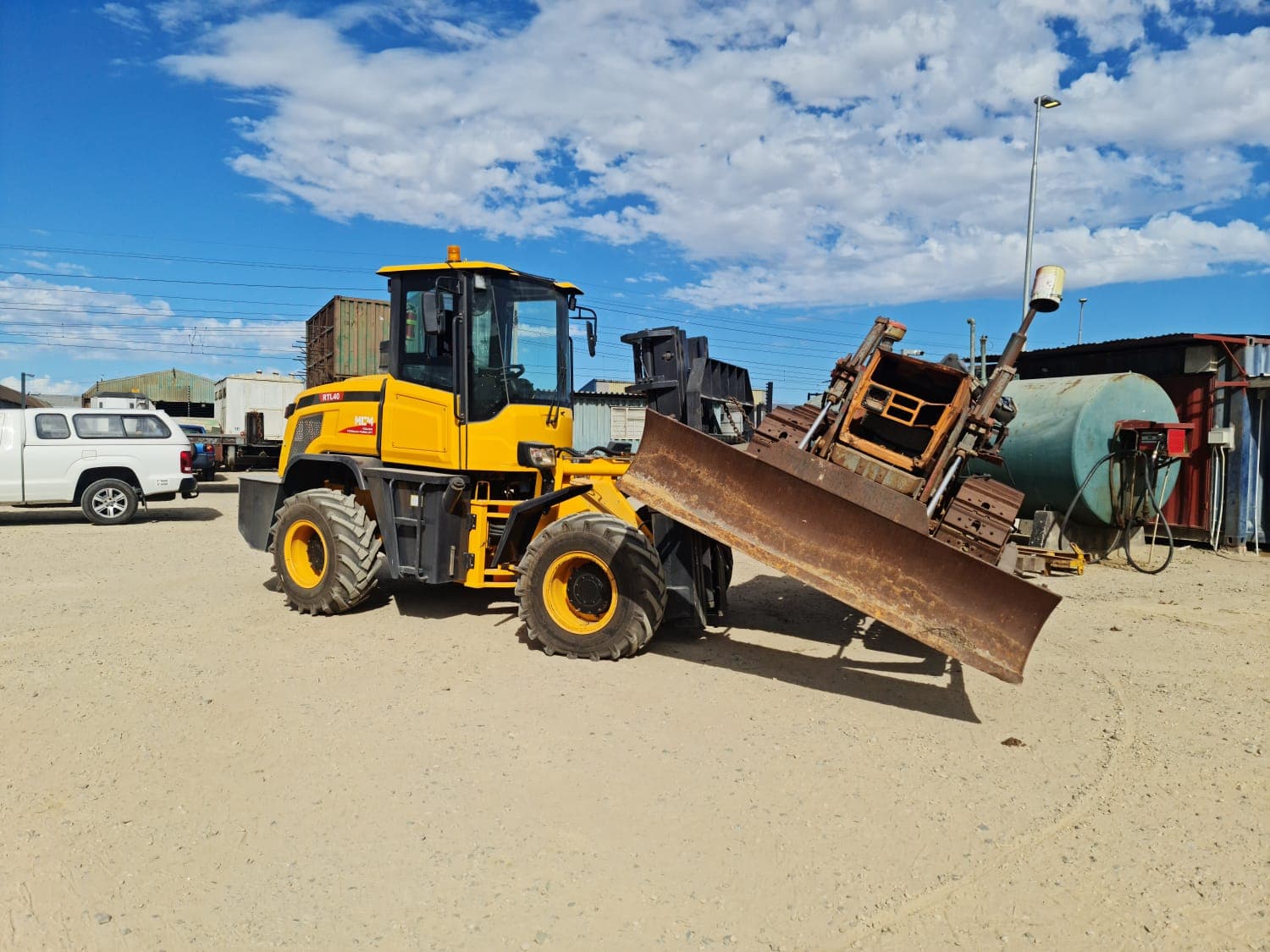 MCM RTL40 Rough Terrain Forklift