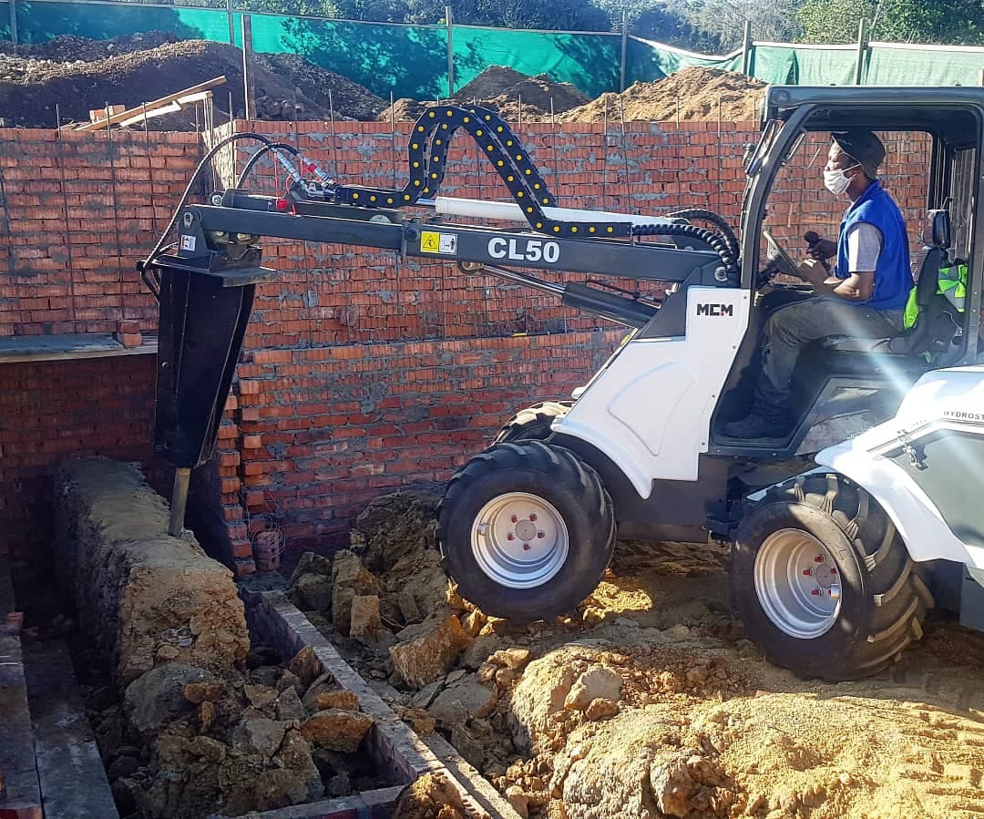 MCM CL50 Compact Loader