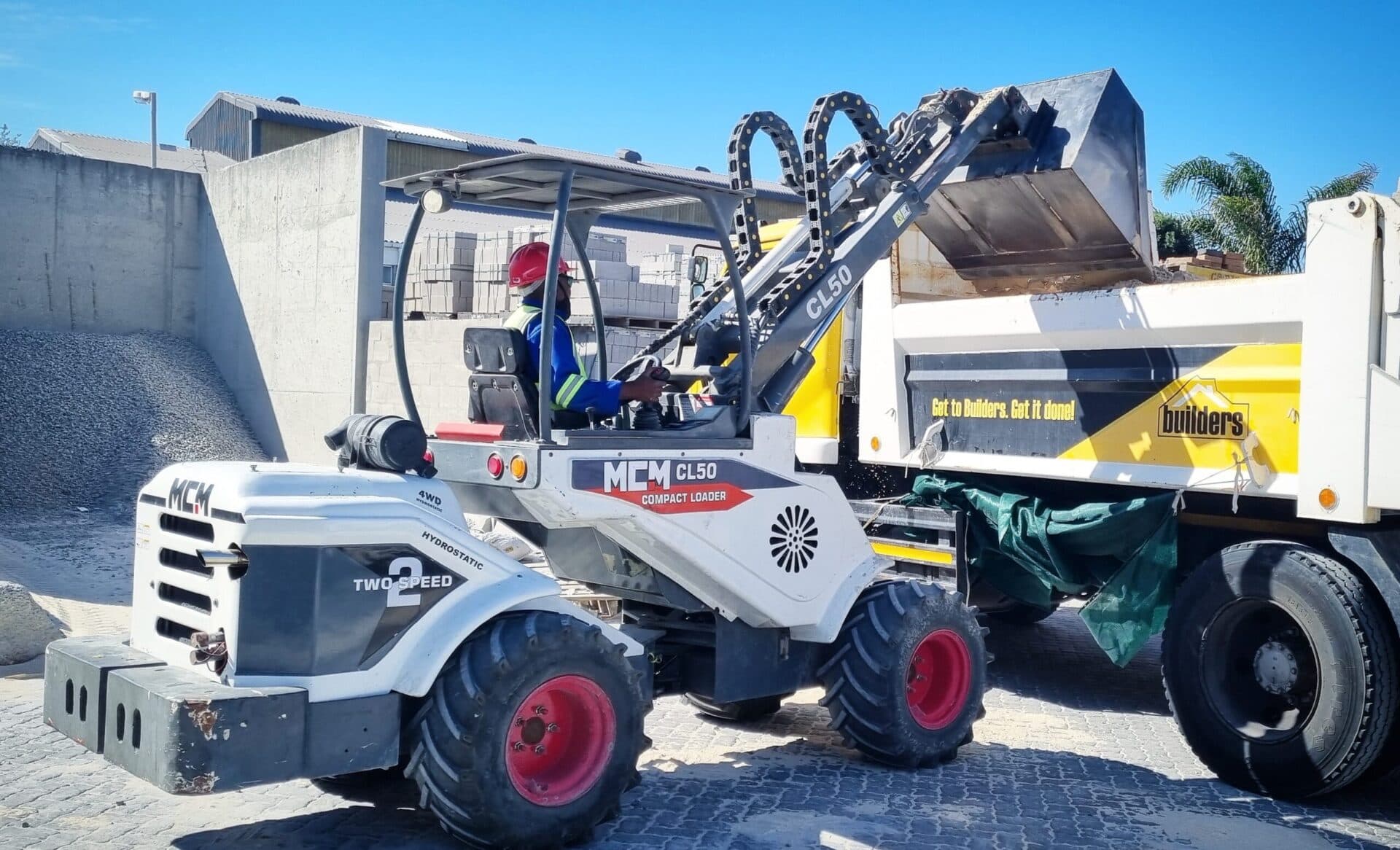 MCM CL50 Compact Loader