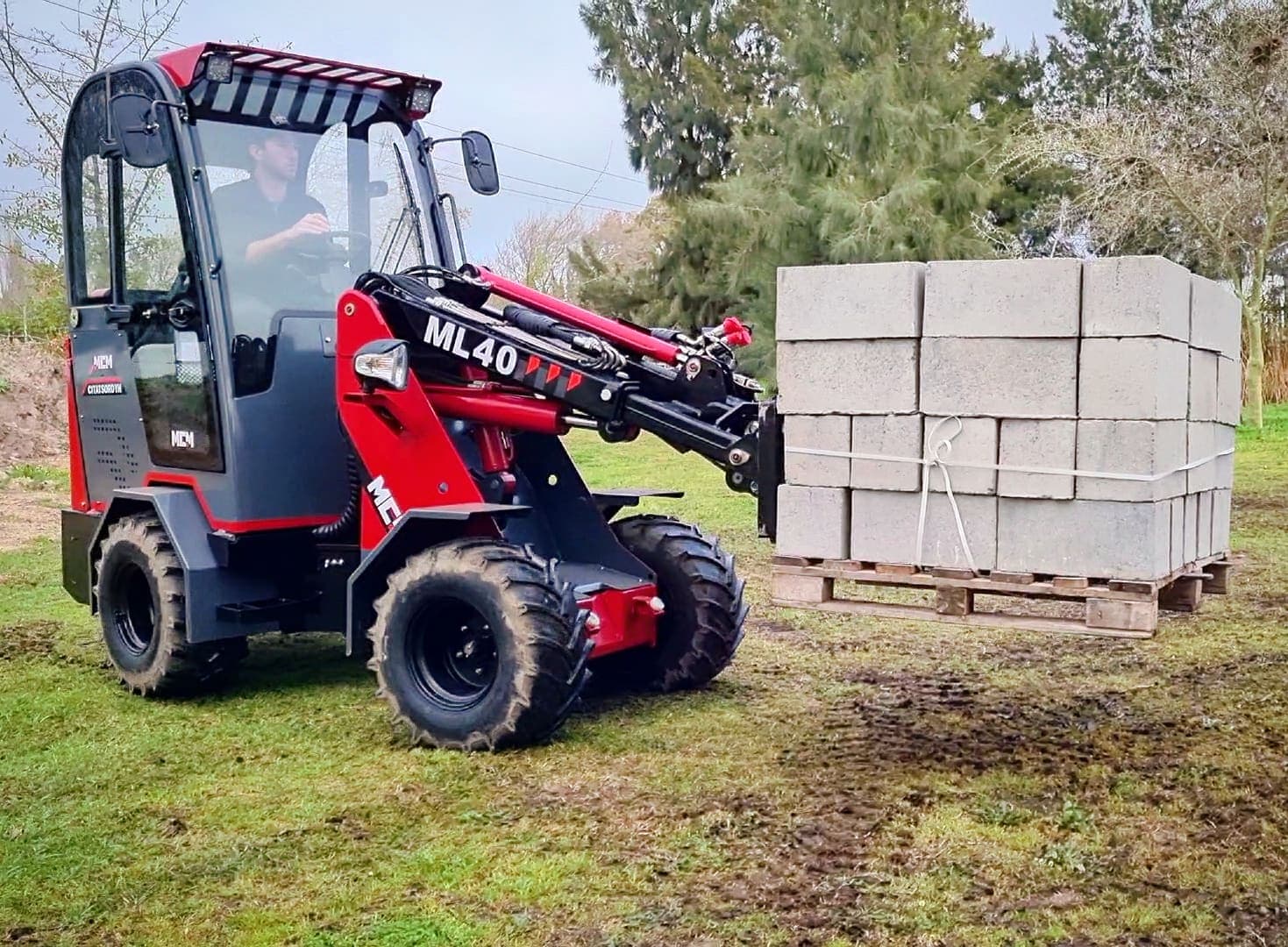 MCM ML40 Multi Loader