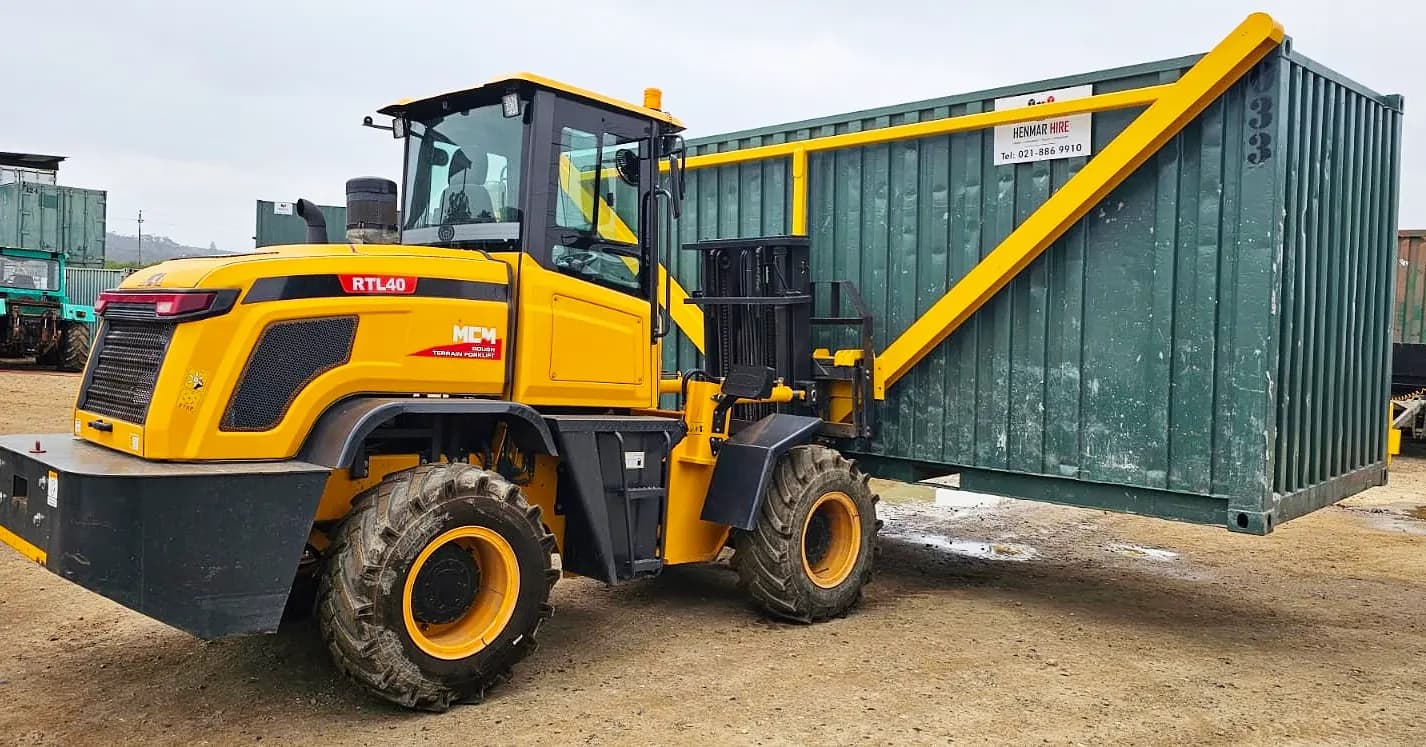 MCM RTL40 Rough Terrain Forklift