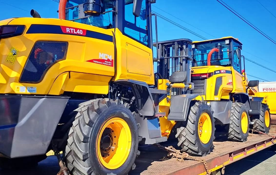 MCM 920 Front End Loader