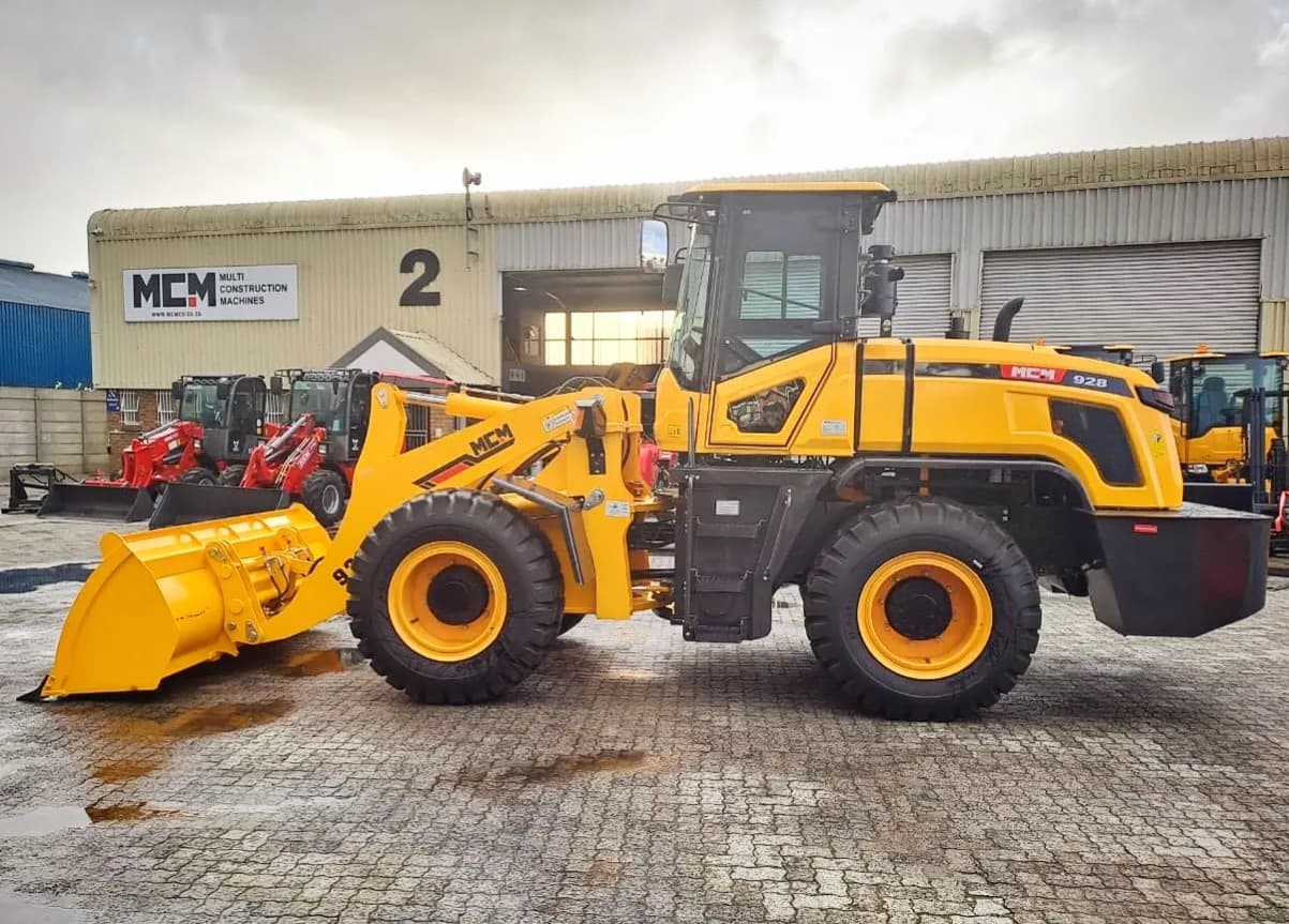 MCM 928 Front End Loader