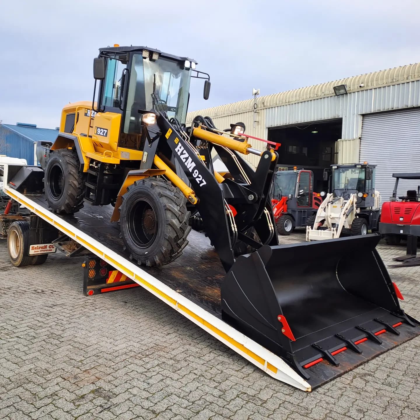 HZM 927 Front End Loader