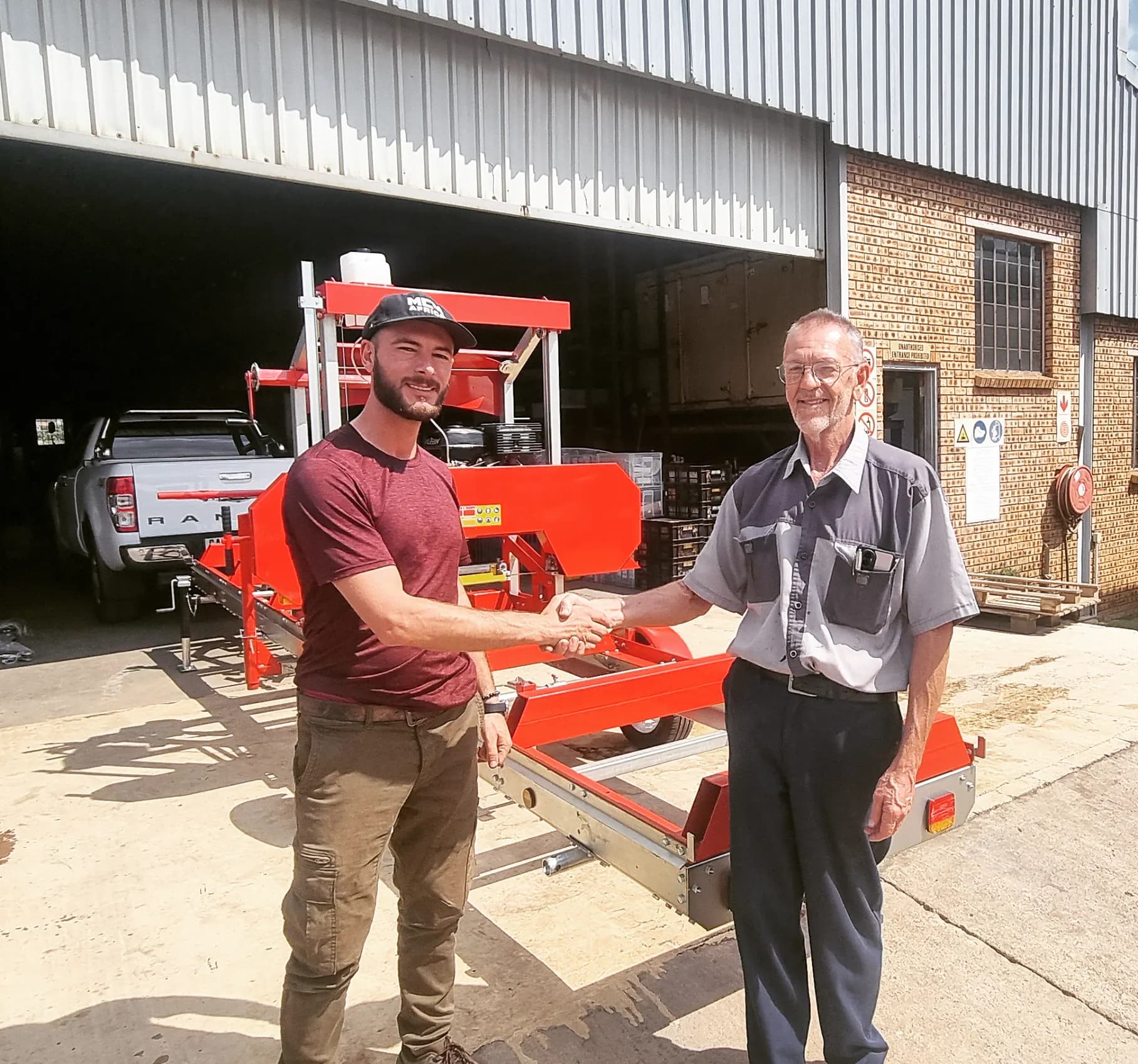 MCM SM420 Portable Sawmill