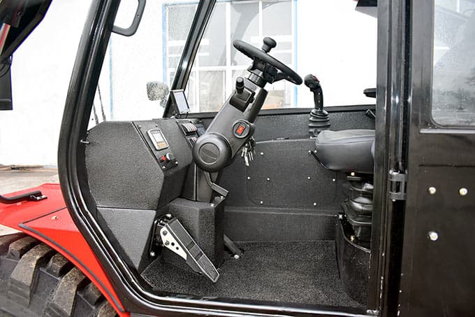 MCM TL300 Telehandler