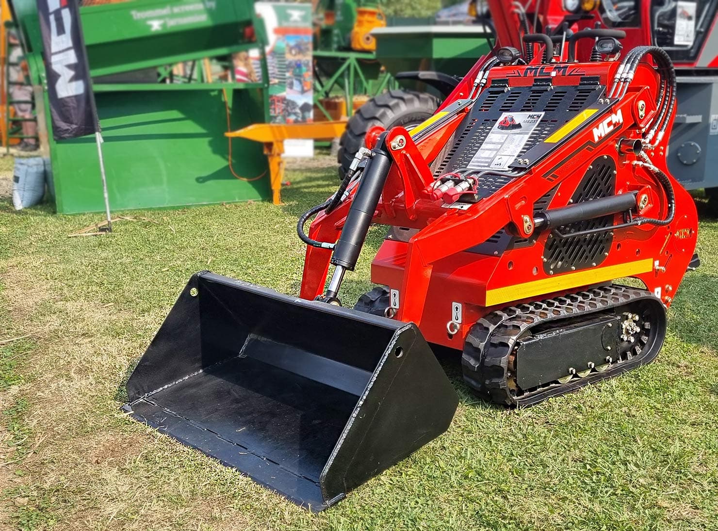 MCM MS23T Mini Skid Steer