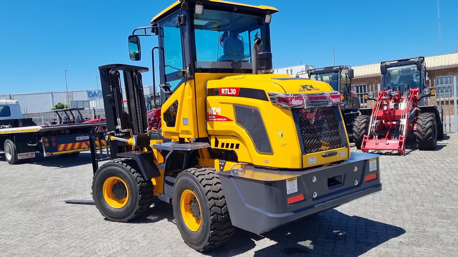 MCM RTL30 Rough Terrain Forklift
