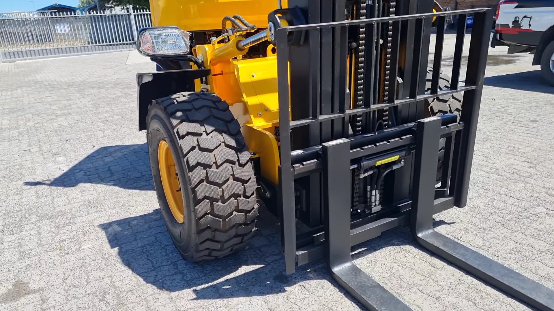 MCM RTL30 Rough Terrain Forklift