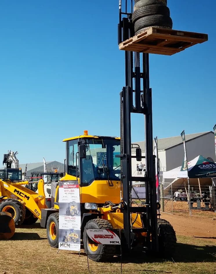 MCM RTL30 Rough Terrain Forklift