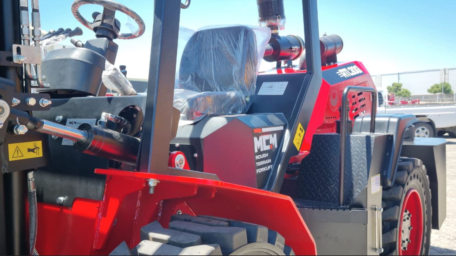 MCM RTL30Q Rough Terrain Forklift
