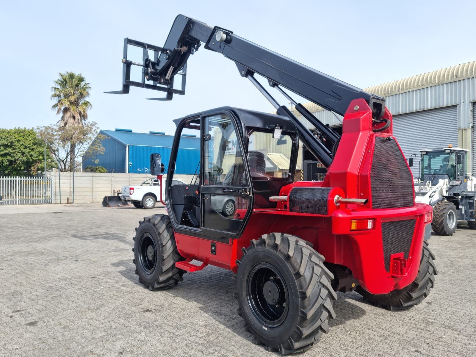 MCM TL300 Telehandler