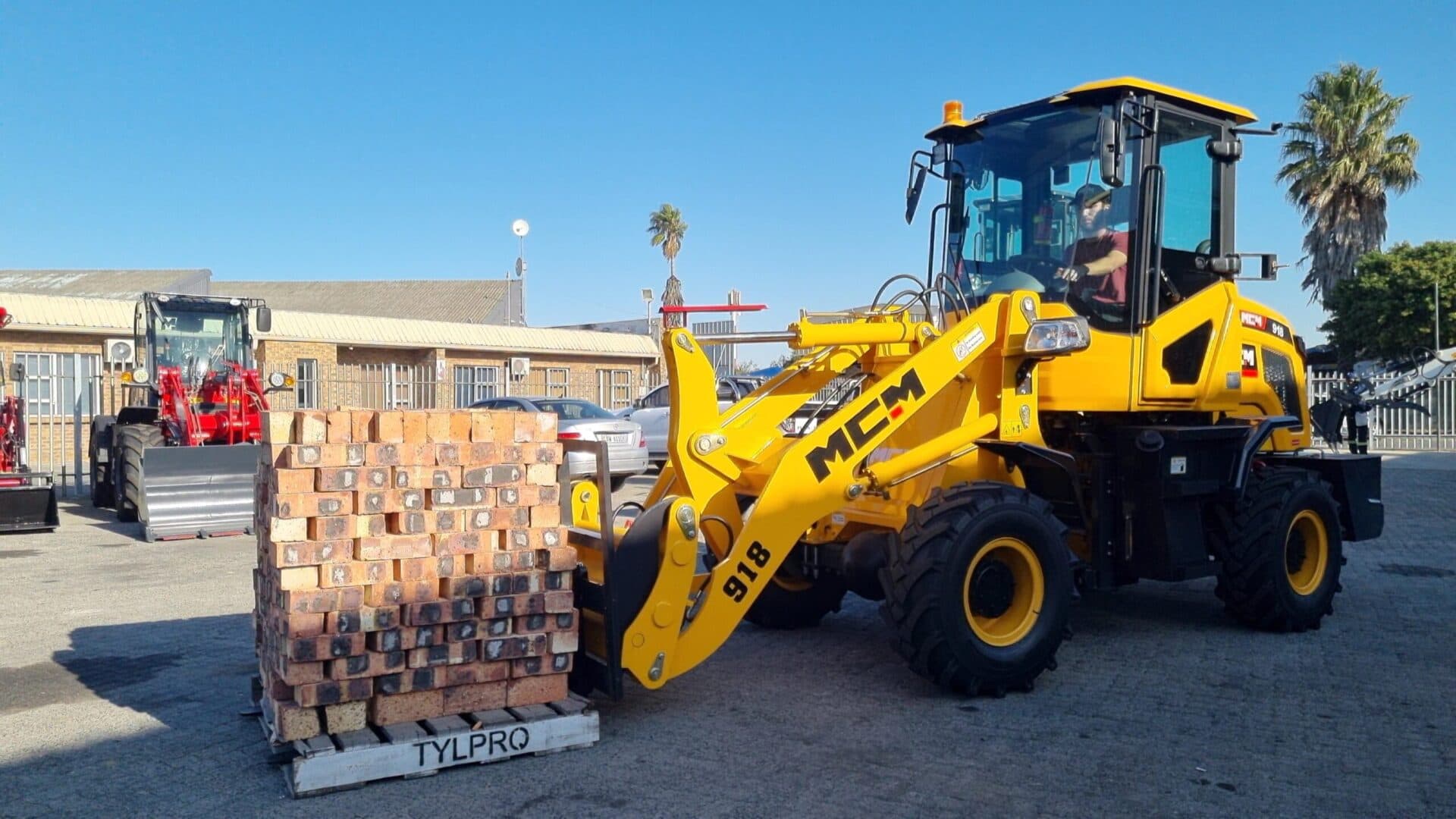 MCM 918 Front End Loader