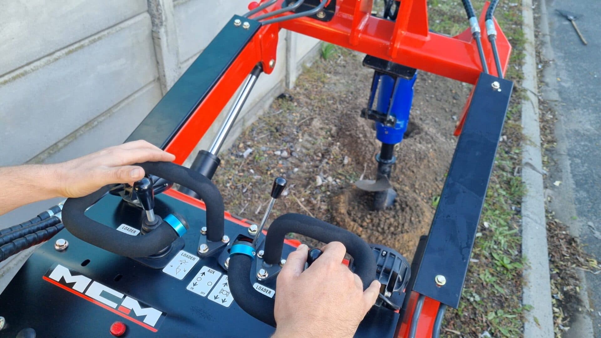 MCM MS23T Mini Skid Steer