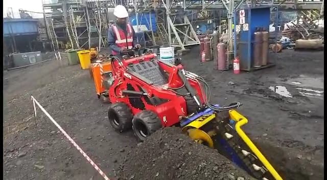 MCM MS23W Mini Skid Steer