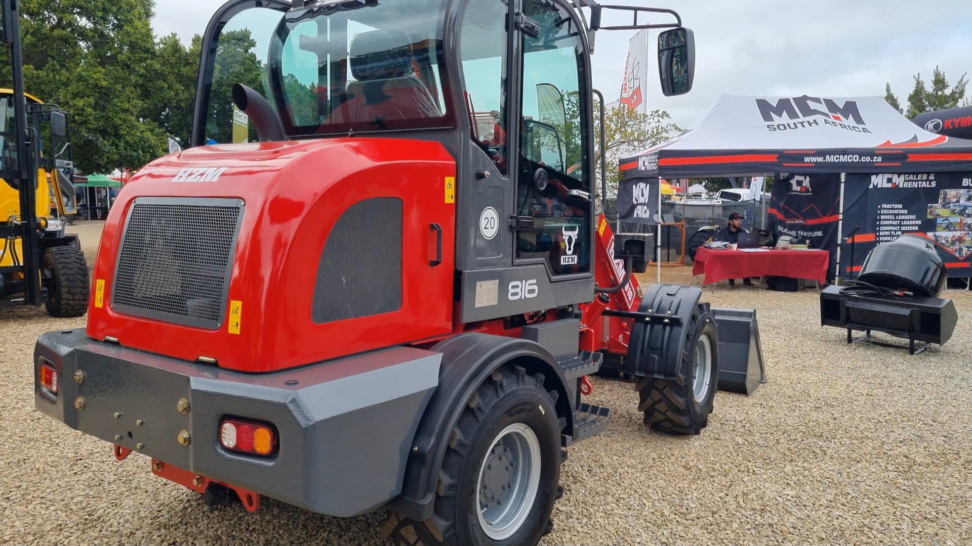 HZM 816 Front End Loader
