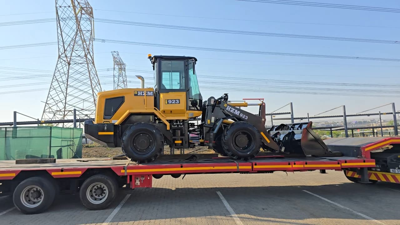 HZM 923 Front End Loader