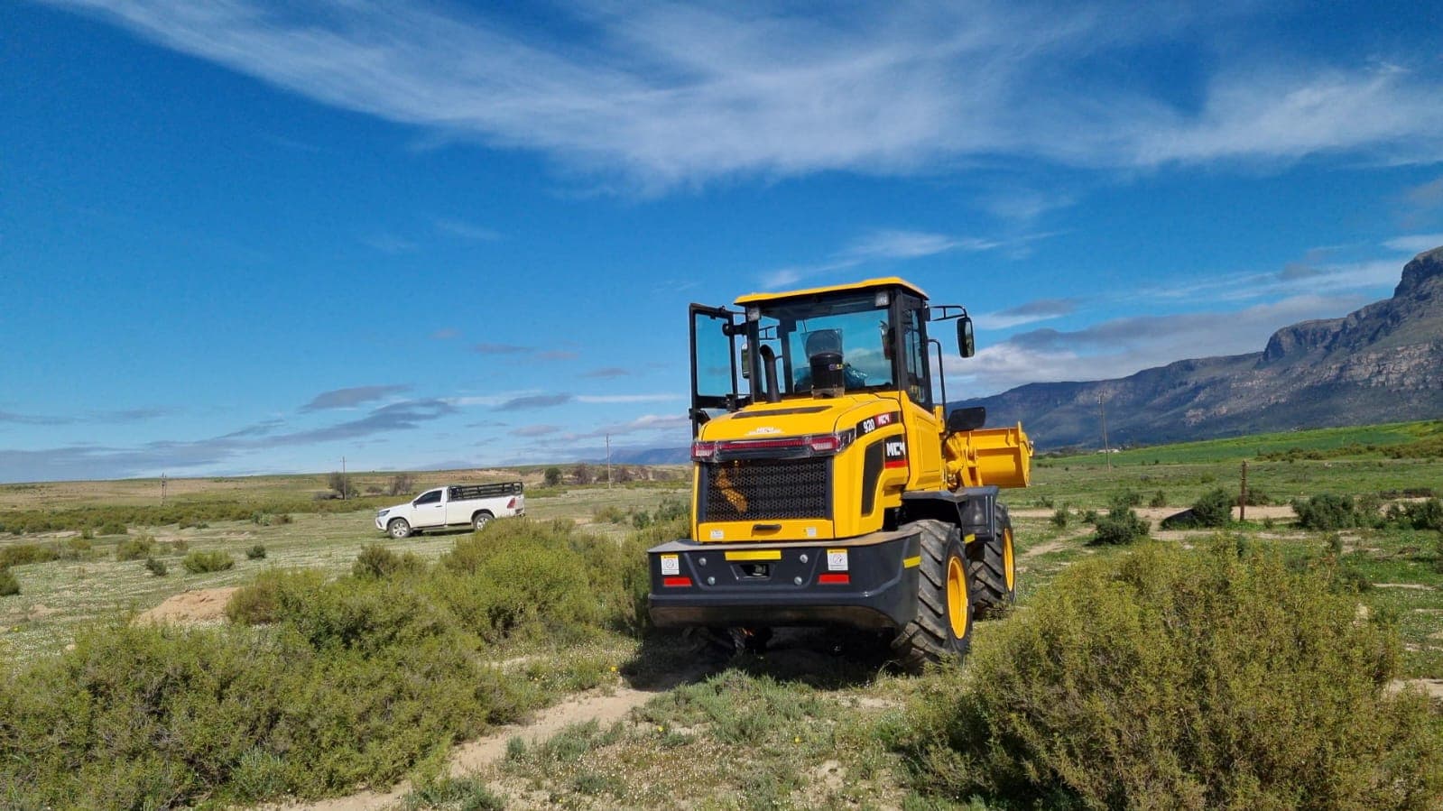 MCM 920 Front End Loader