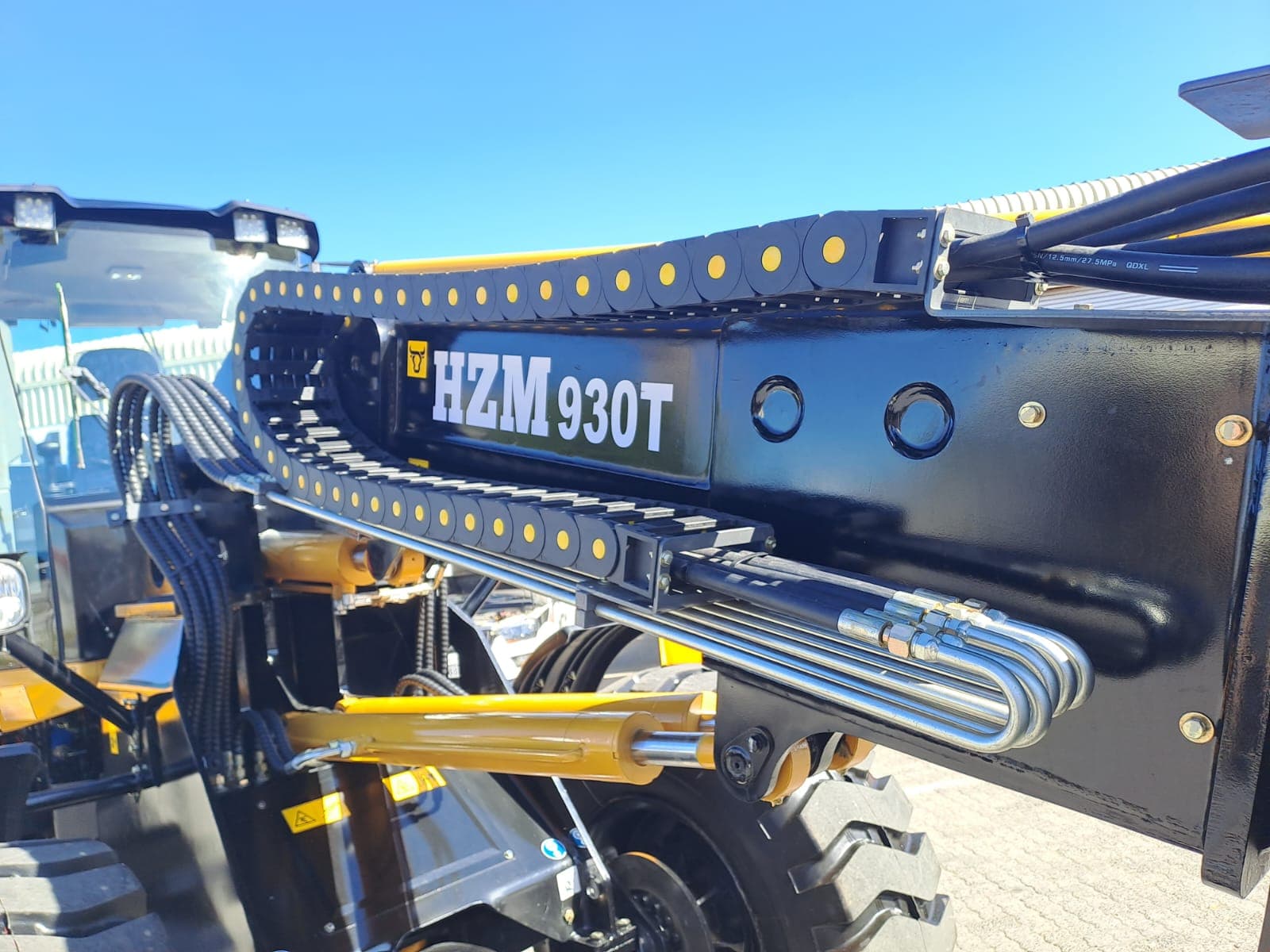 HZM 930T Telescopic Loader