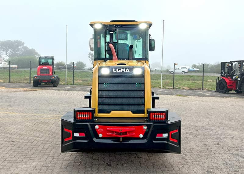 LGMA LM836 Rough Terrain Forklift