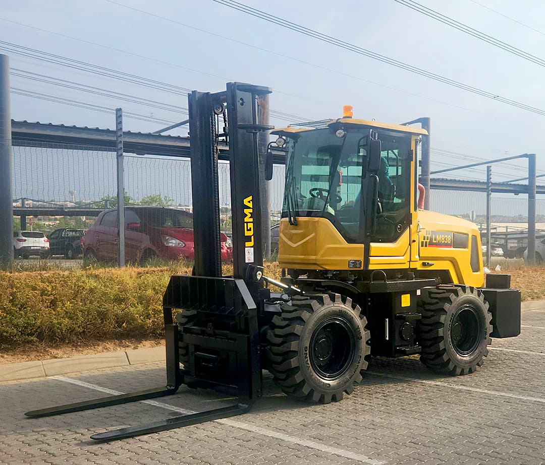 LGMA LM838 Rough Terrain Forklift