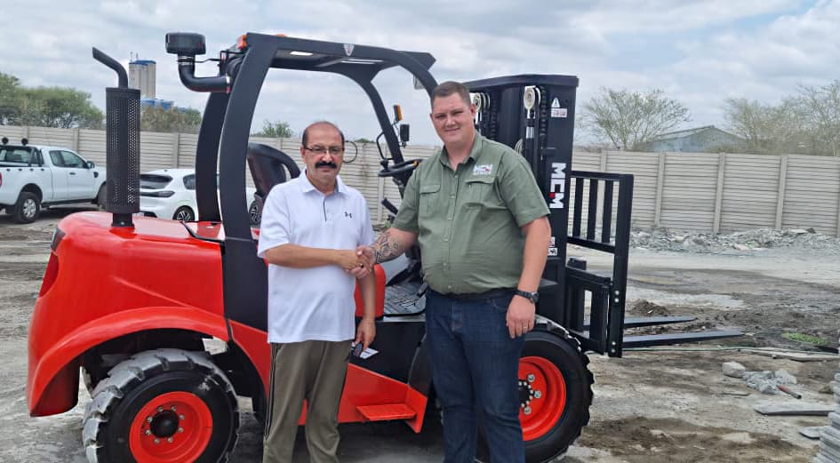 MCM RS35 Semi-Rough Terrain Forklift