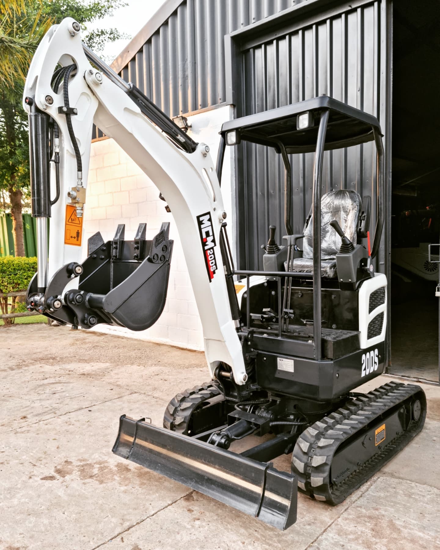 MCM 20DS Mini Excavator