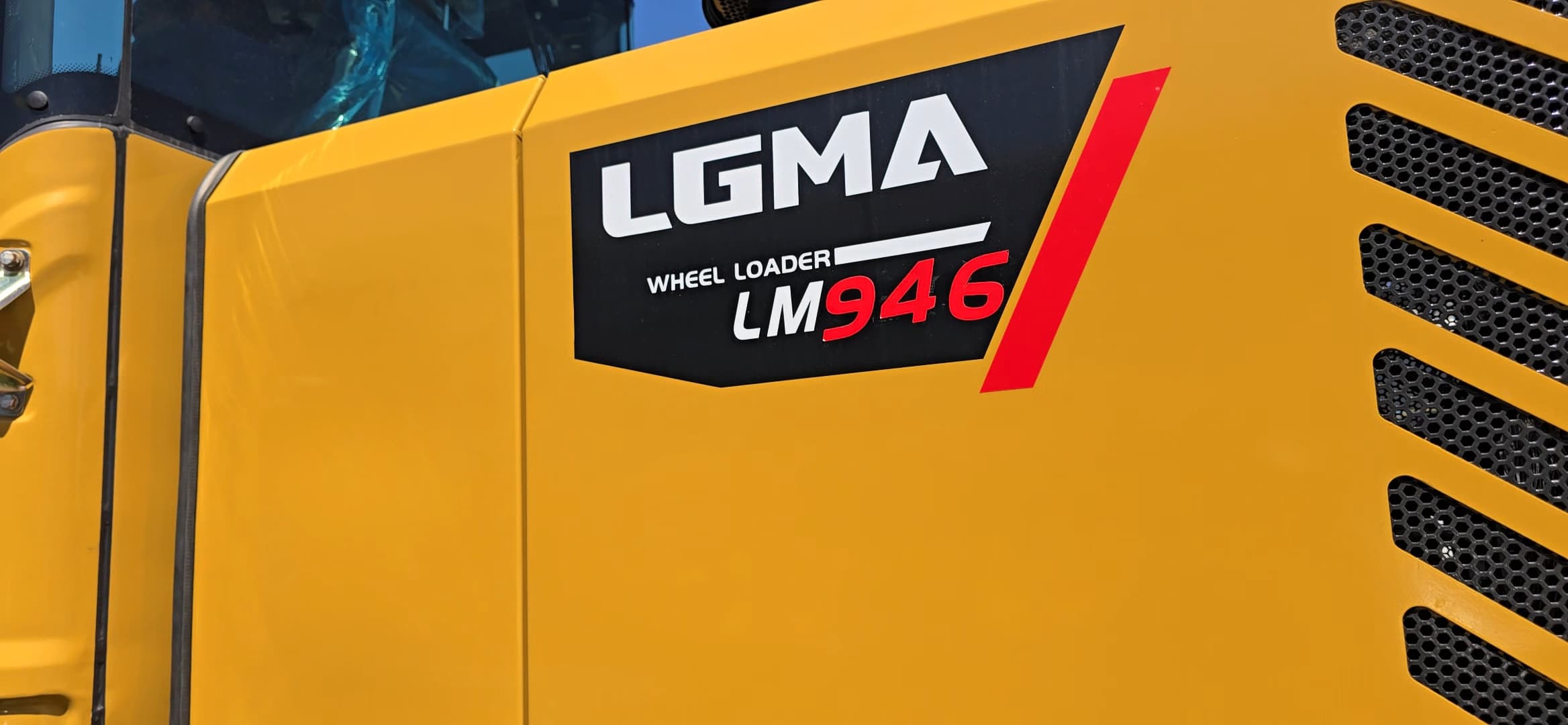 LGMA LM946 Front End Loader