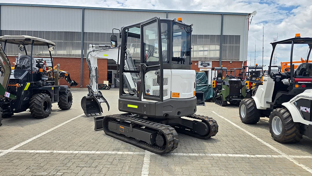 MCM 35DS Excavator