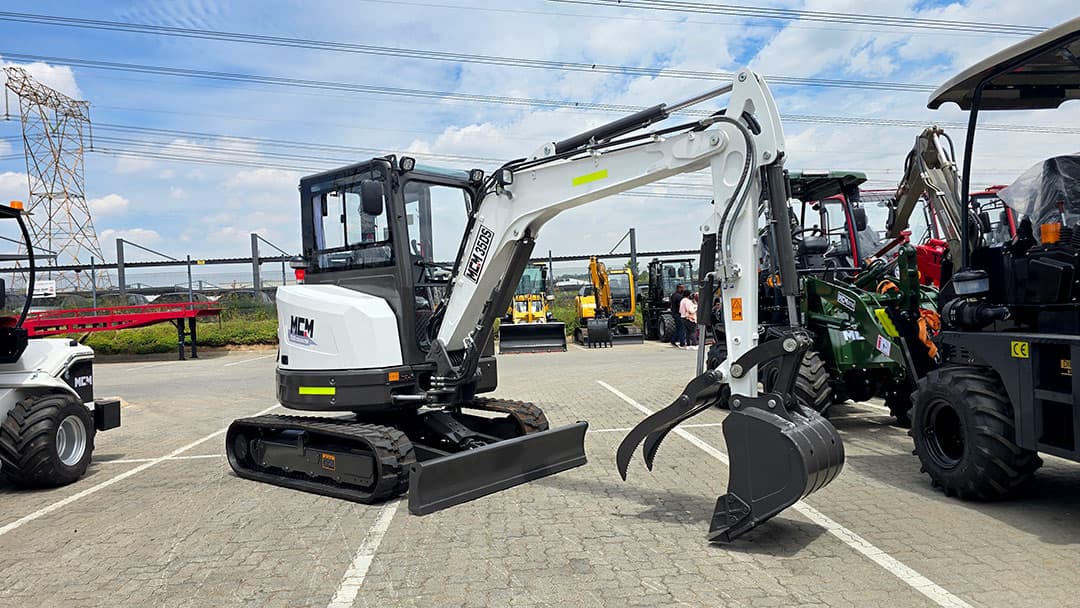 MCM 35DS Excavator