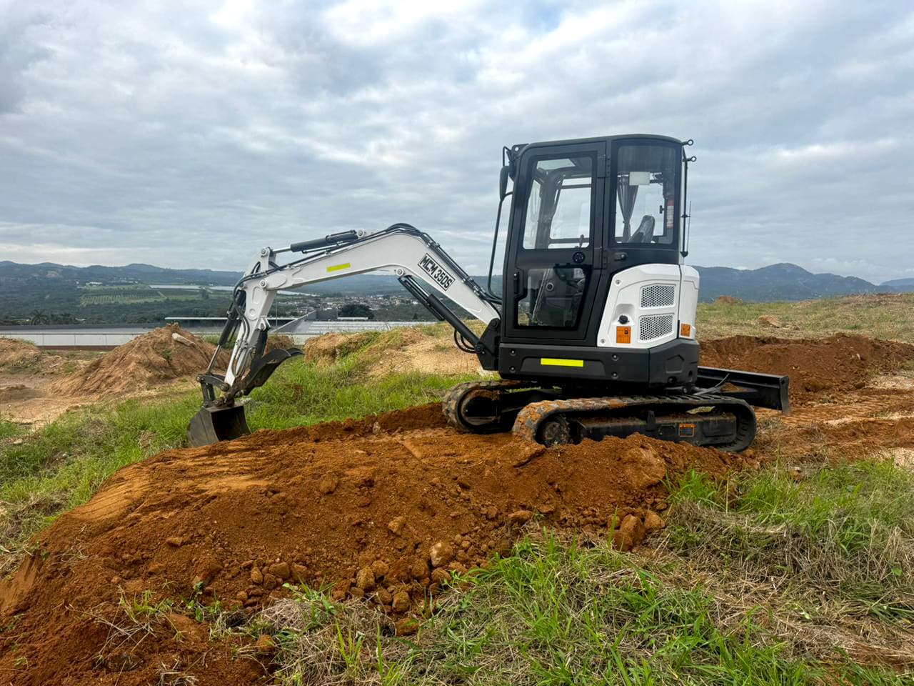 MCM 35DS Mini Excavator For Sale in South Africa