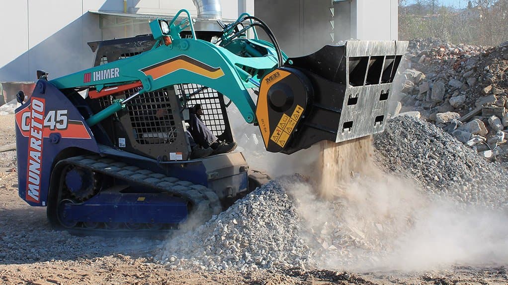 MB-L160 S2 Bucket Crusher