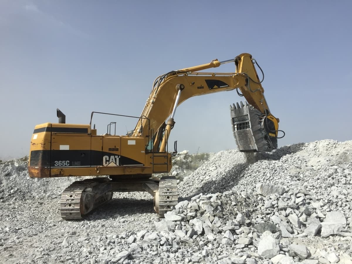 BF135.8 Bucket Crusher