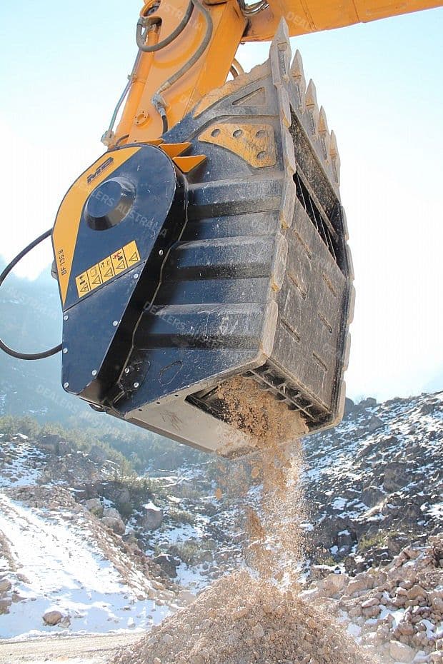 BF70.2 S4 Bucket Crusher