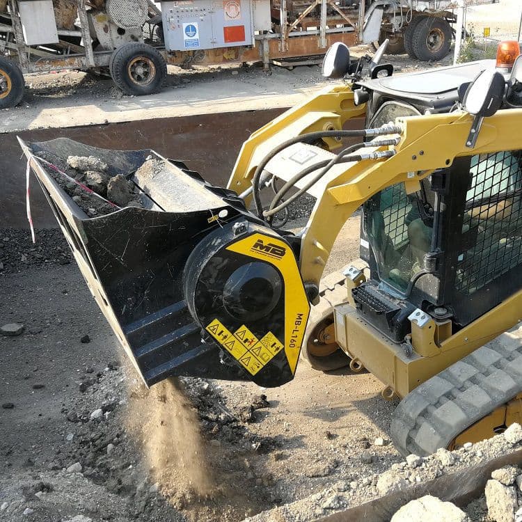 MB-L160 S2 Bucket Crusher