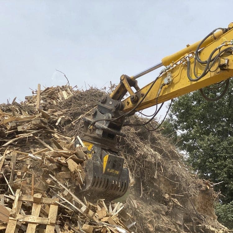 G1200 MB Crusher Sorting Grapple