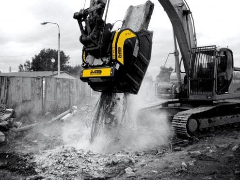 MB BF90.3 Bucket Crusher