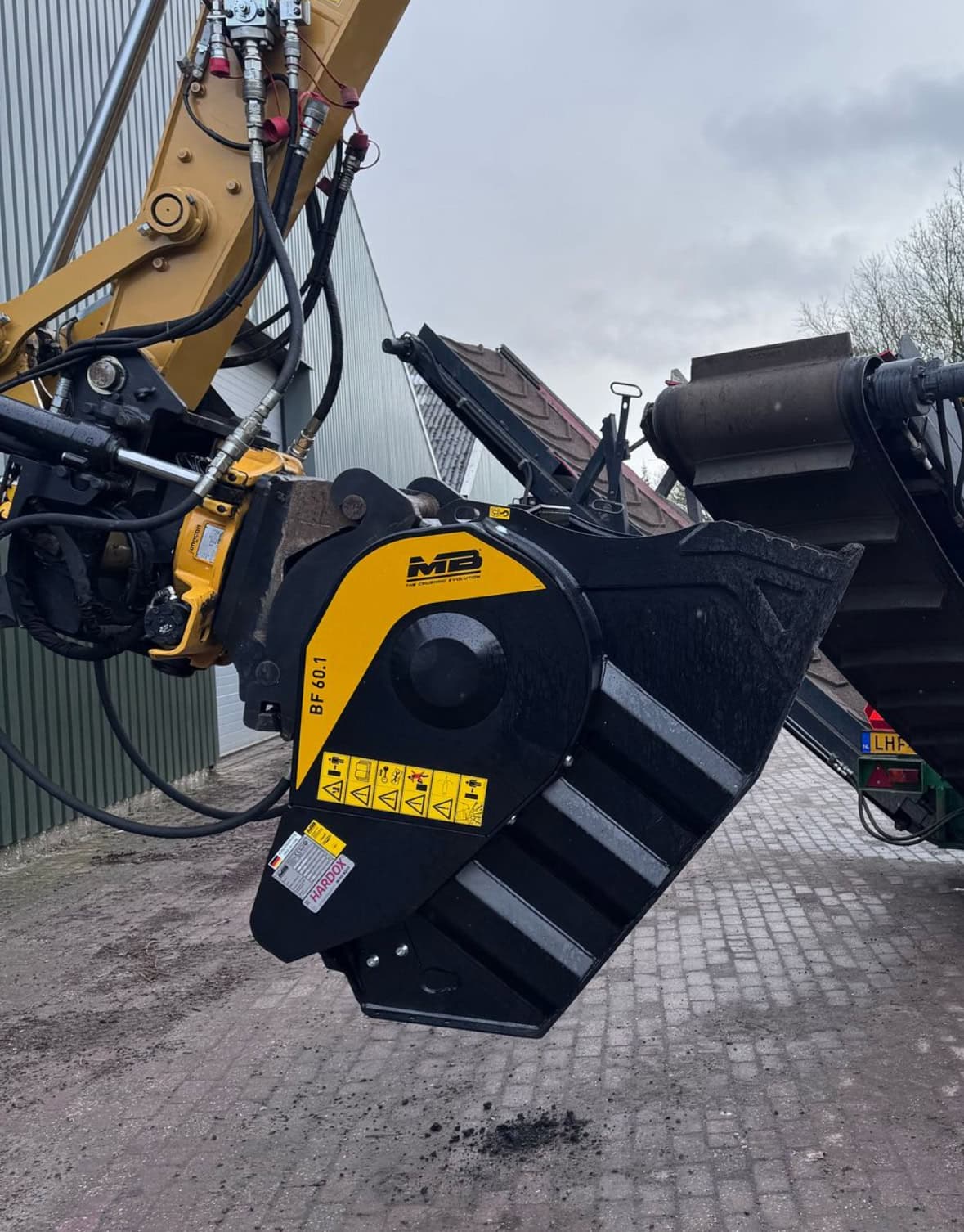 BF60.1 S4 Bucket Crusher