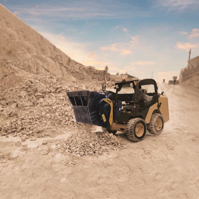 MB-L120 S2 Bucket Crusher