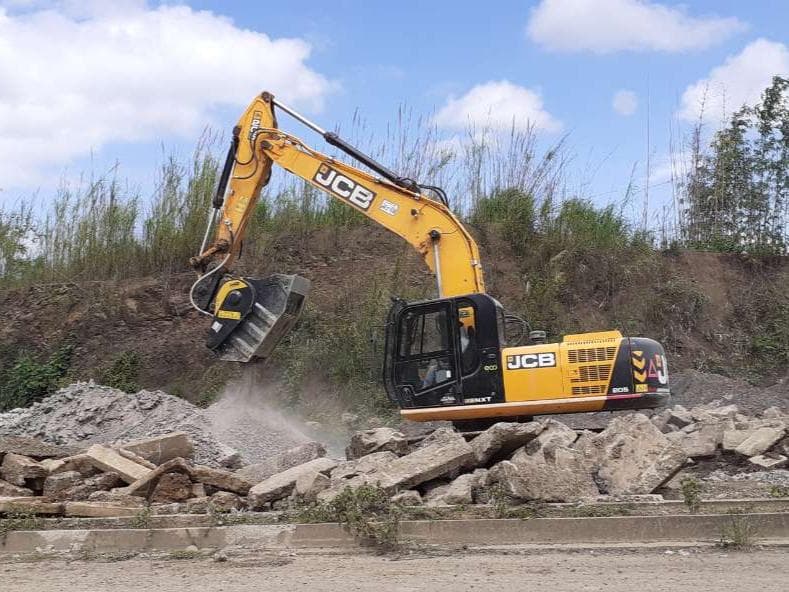BF70.2 S4 Bucket Crusher