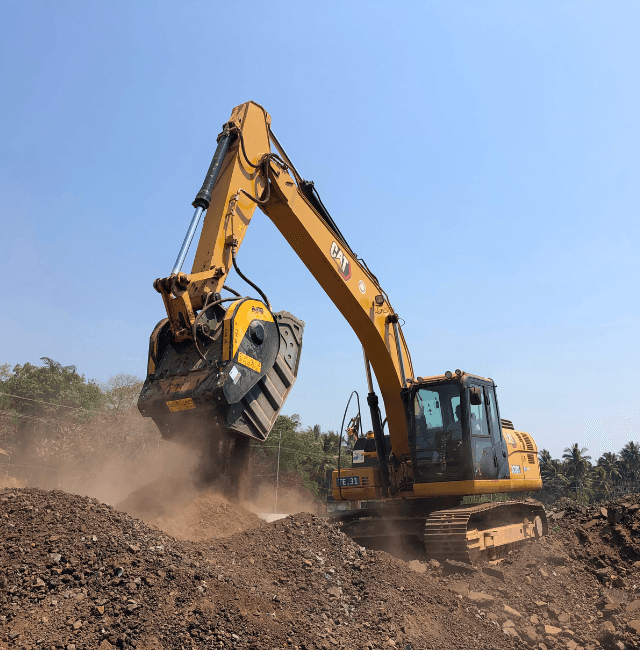 BF150.10 Bucket Crusher